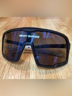 Sendy Shades Aura 2.0 Grapeshot Sunglasses